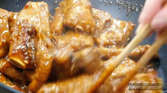 cach-lam-suon-xao-chua-ngot