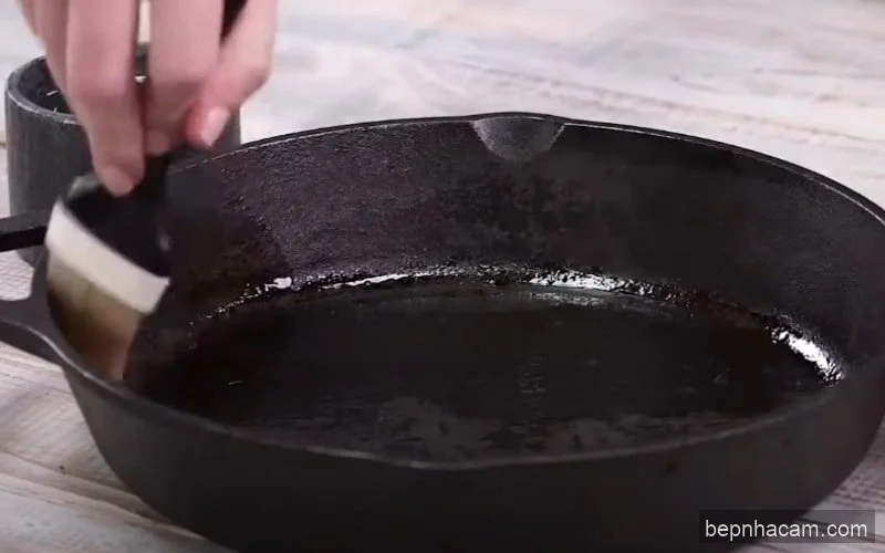 Mẹo Hay Của Mẹ Cam: 'Tôi Chảo Chống Dính' Tại Nhà Bền Đẹp Gấp Đôi!