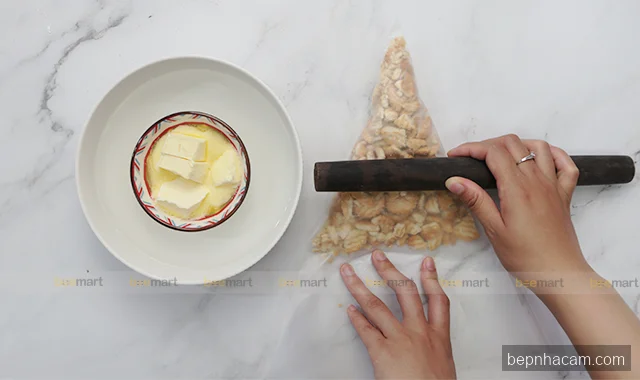 Bánh Mousse Xoài Sữa Chua Mát Lạnh: Công Thức Không Cần Lò, Ai Cũng Làm Được!