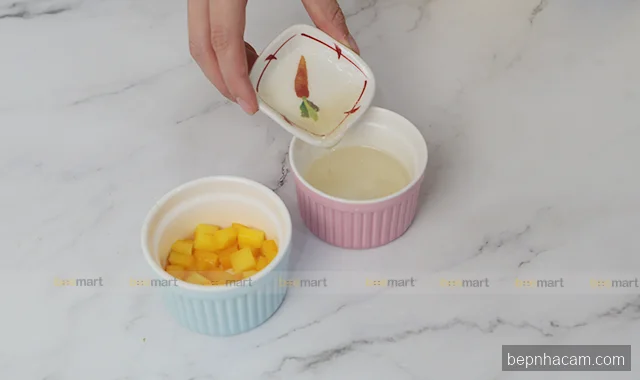 Bánh Mousse Xoài Sữa Chua Mát Lạnh: Công Thức Không Cần Lò, Ai Cũng Làm Được!