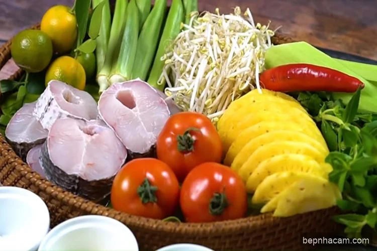 Canh Chua Cá Lóc Chuẩn Vị Miền Tây: Bí Quyết Nấu Ngon Mềm, Không Tanh, Cực Dễ!