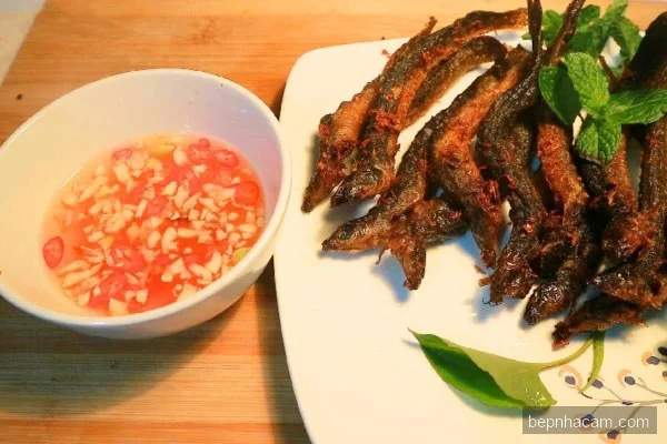 Chạch Chiên Cuốn Lá Lốt: Bí Quyết Giòn Rụm, Thơm Lừng, Ngon Bất Bại!