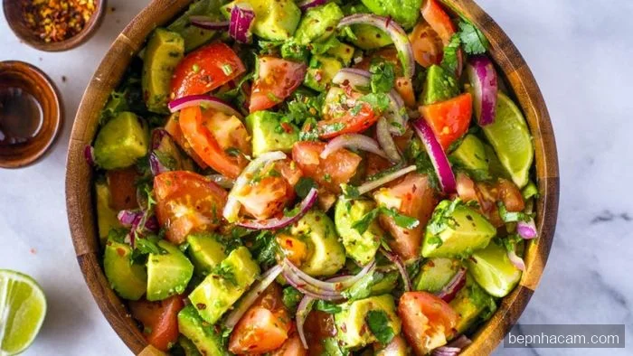 Salad bơ thanh mát: Món khai vị không ngán cho ngày hè