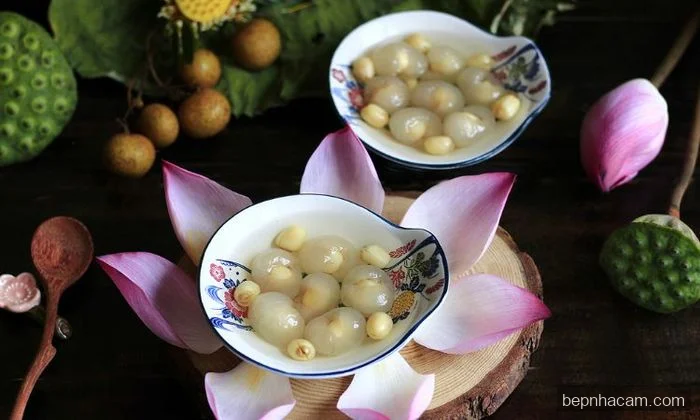 Chè hạt sen long nhãn: Thanh mát, bùi béo, dưỡng nhan cho mấy chế