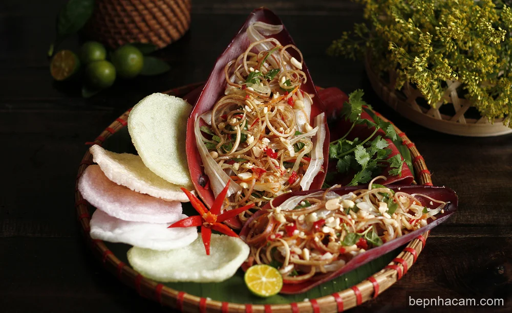 nom-hoa-chuoi-tai-lon-bi-quyet-trang-gion-san-sat-ngon-inh-chop-buoc