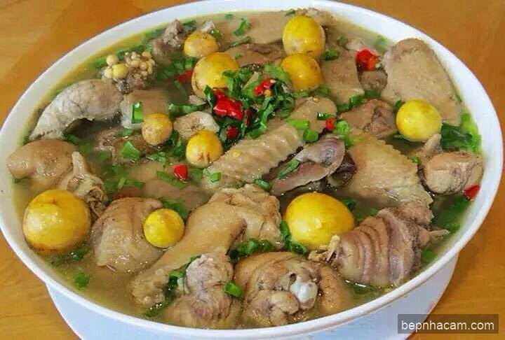 Gà nấu măng chua giải ngán cực đã